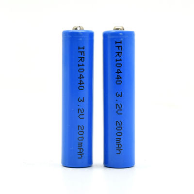 3.2V 200mAh LiFePO4 перезаряжаемая литийная батарея с продолжительностью 2000 циклов и широким диапазоном температур для светодиодных ламп